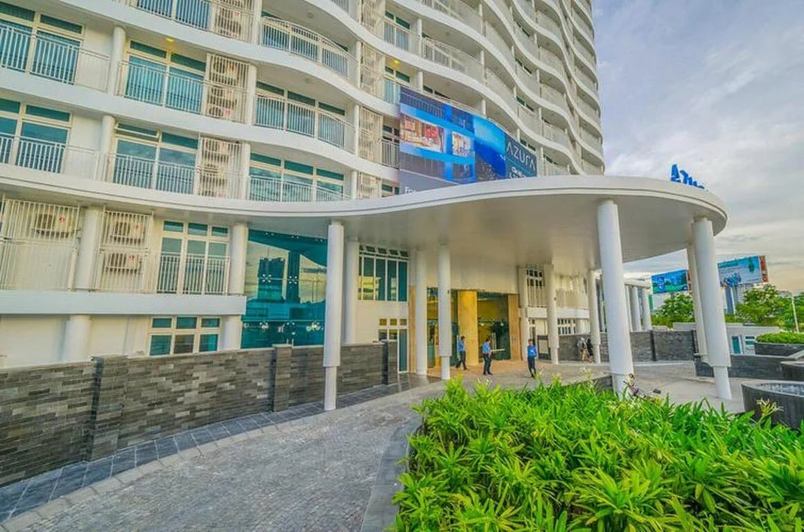 This modern, fully air-conditioned two bedroom apartment for sale is located on the 2nd floor in Azura Building Da Nang