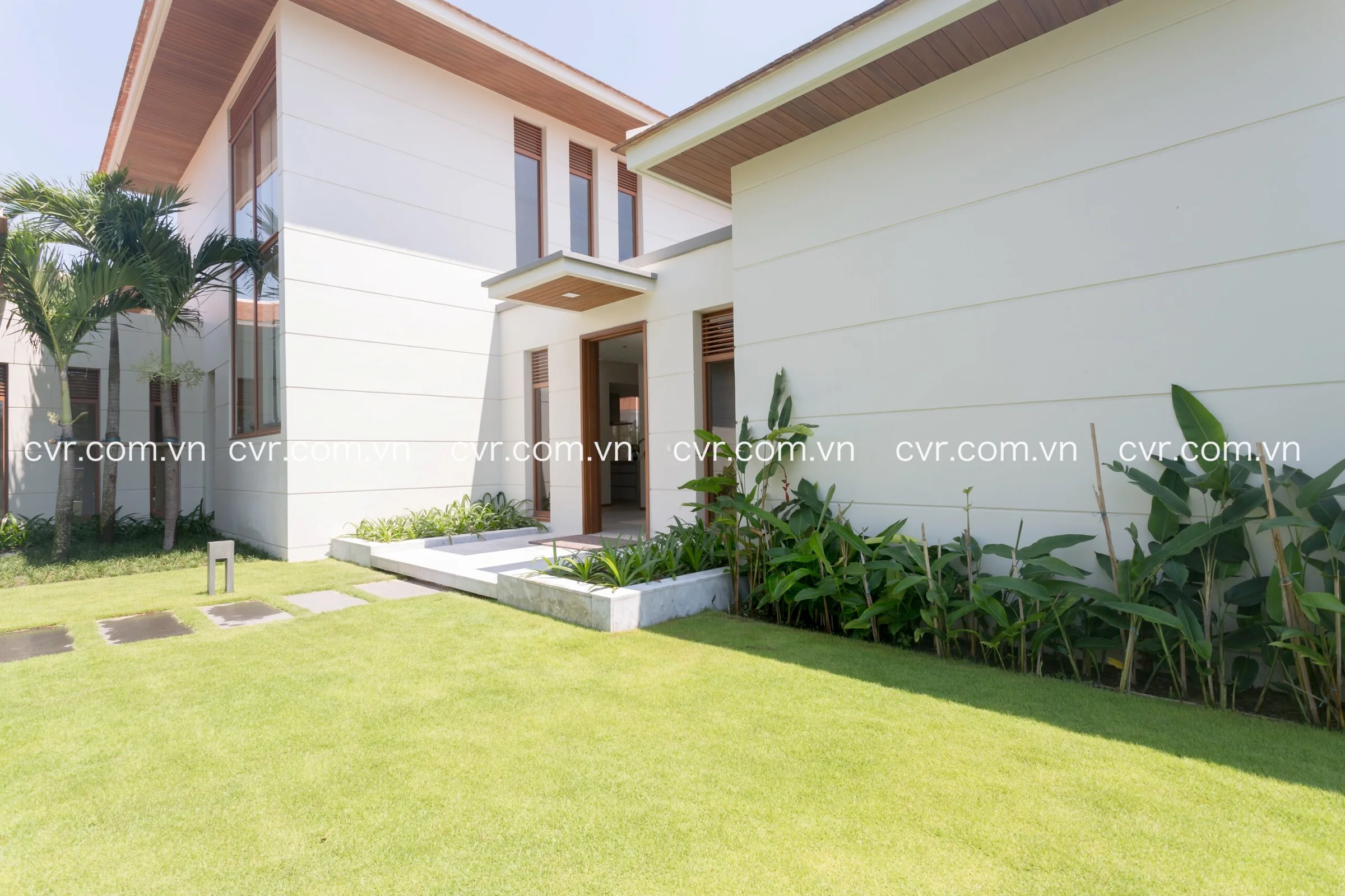 LUXURY 4BDR OCEAN ESTATES VILLA FOR RENT, DA NANG