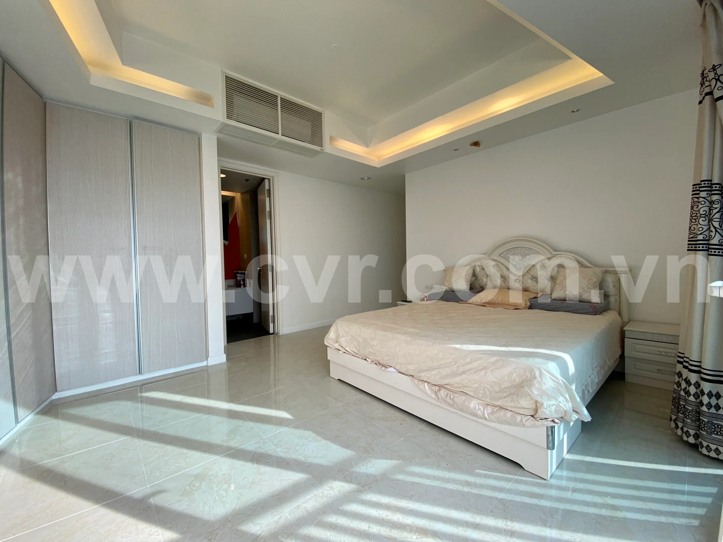 2 BEDROOM APARTMENT AZURA BUILDING FOR SALE IN DA NANG