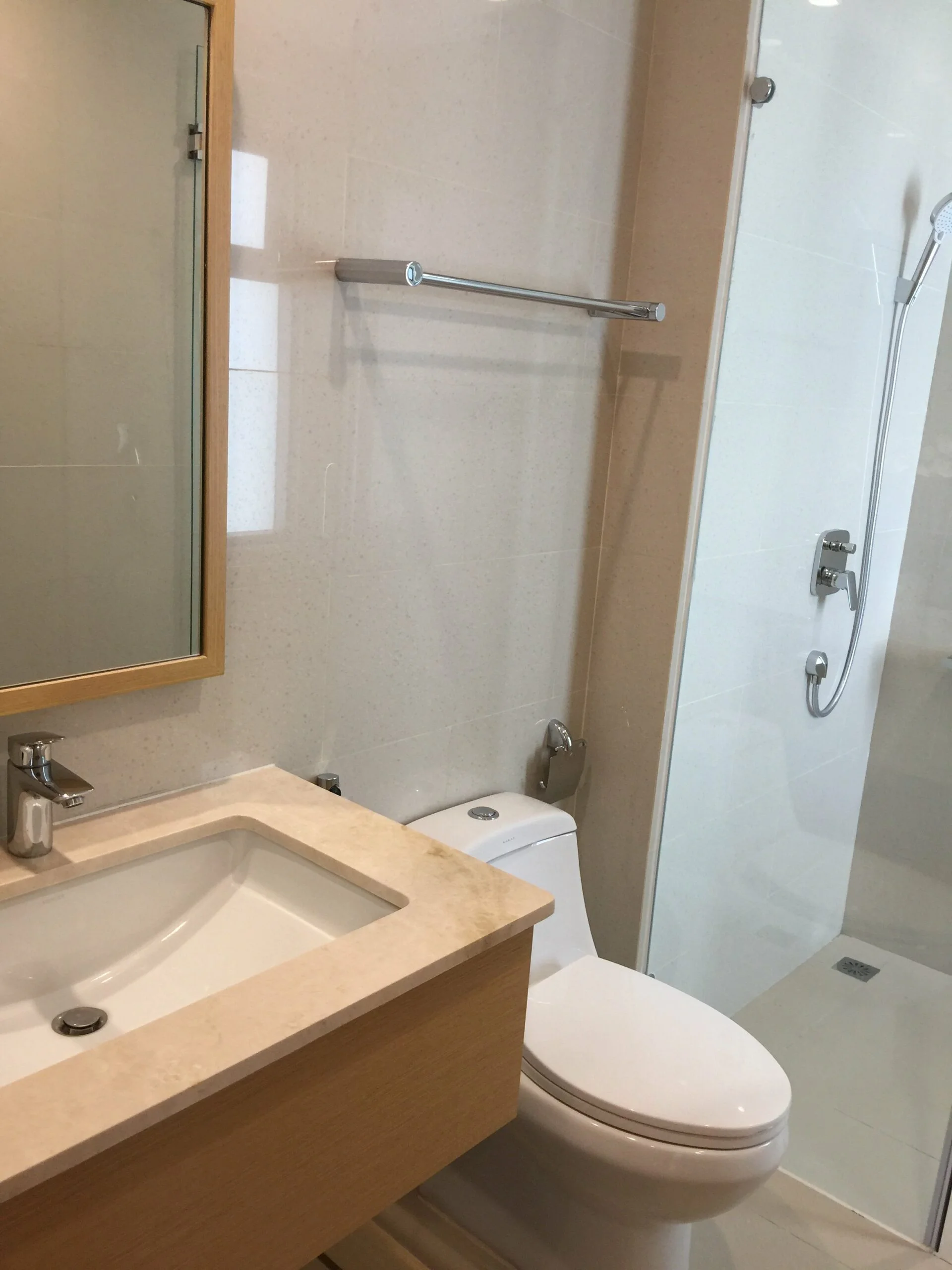 2 BEDROOM OCEAN SUITES APARTMENT IN DANANG FOR SALE