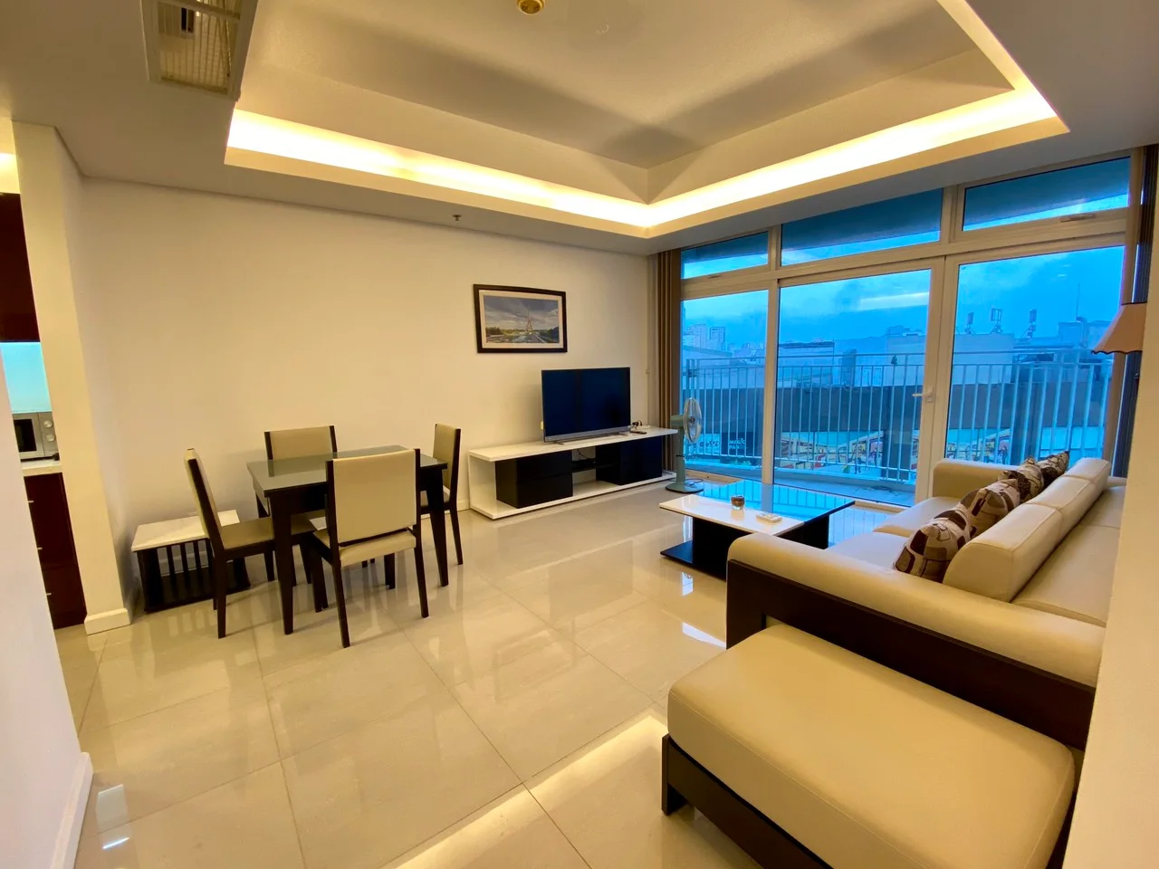 1 BEDROOM APARTMENT FOR SALE IN AZURA BUILDING DA NANG