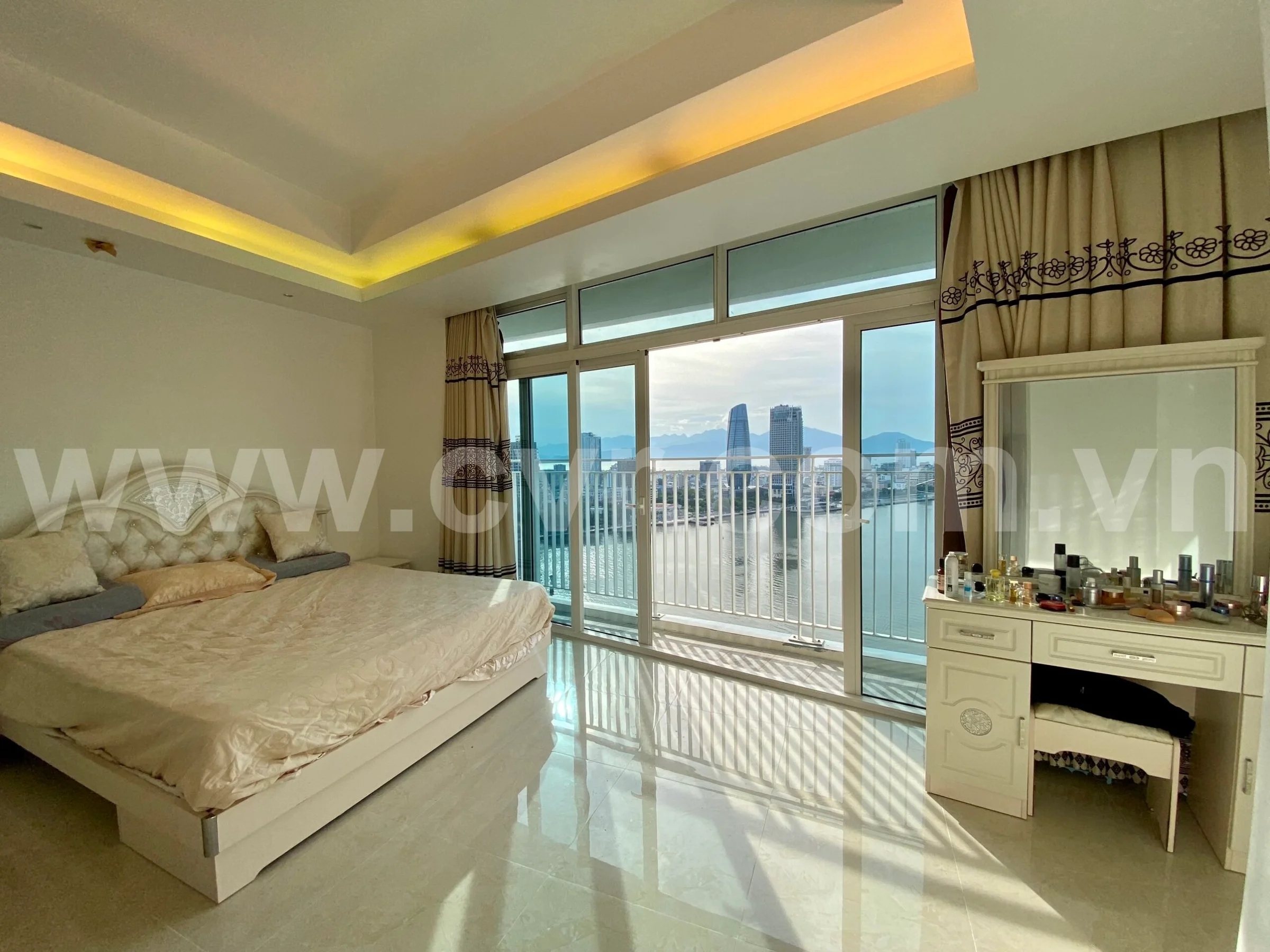 2 BEDROOM APARTMENT AZURA BUILDING FOR SALE IN DA NANG