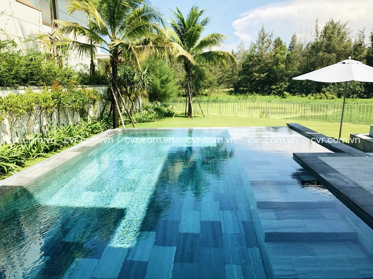 LUXURY 4BDR OCEAN ESTATES VILLA FOR RENT, DA NANG