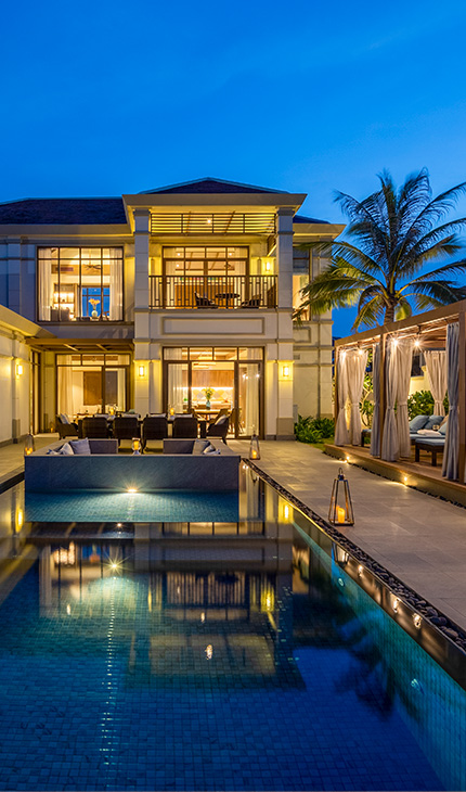 Beachfront 5 Bedroom Villa for Sale in Fusion Beach Resort Danang