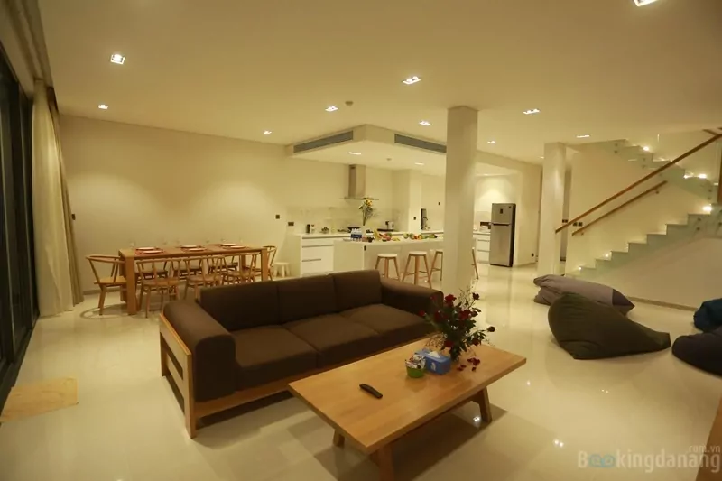 “The Point – The unique golf resort lifestyle” The Point Residences is a perfect example of Vietnam’s premier “golf villa”