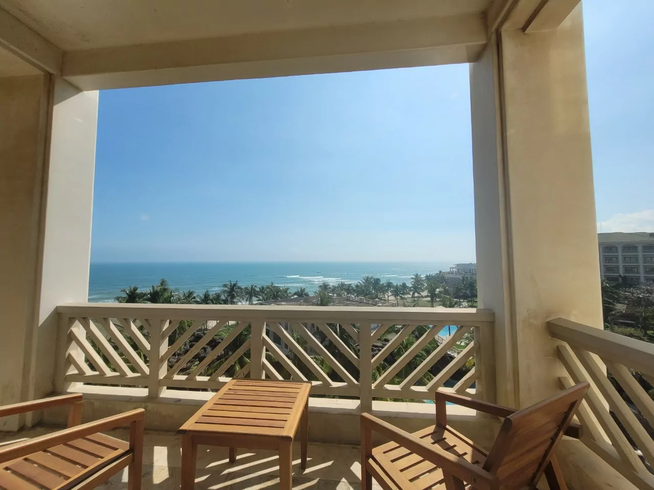 Photo inspiration: Gallery Detail: Three Bedroom Full Serviced Apartment Ocean View For Rent