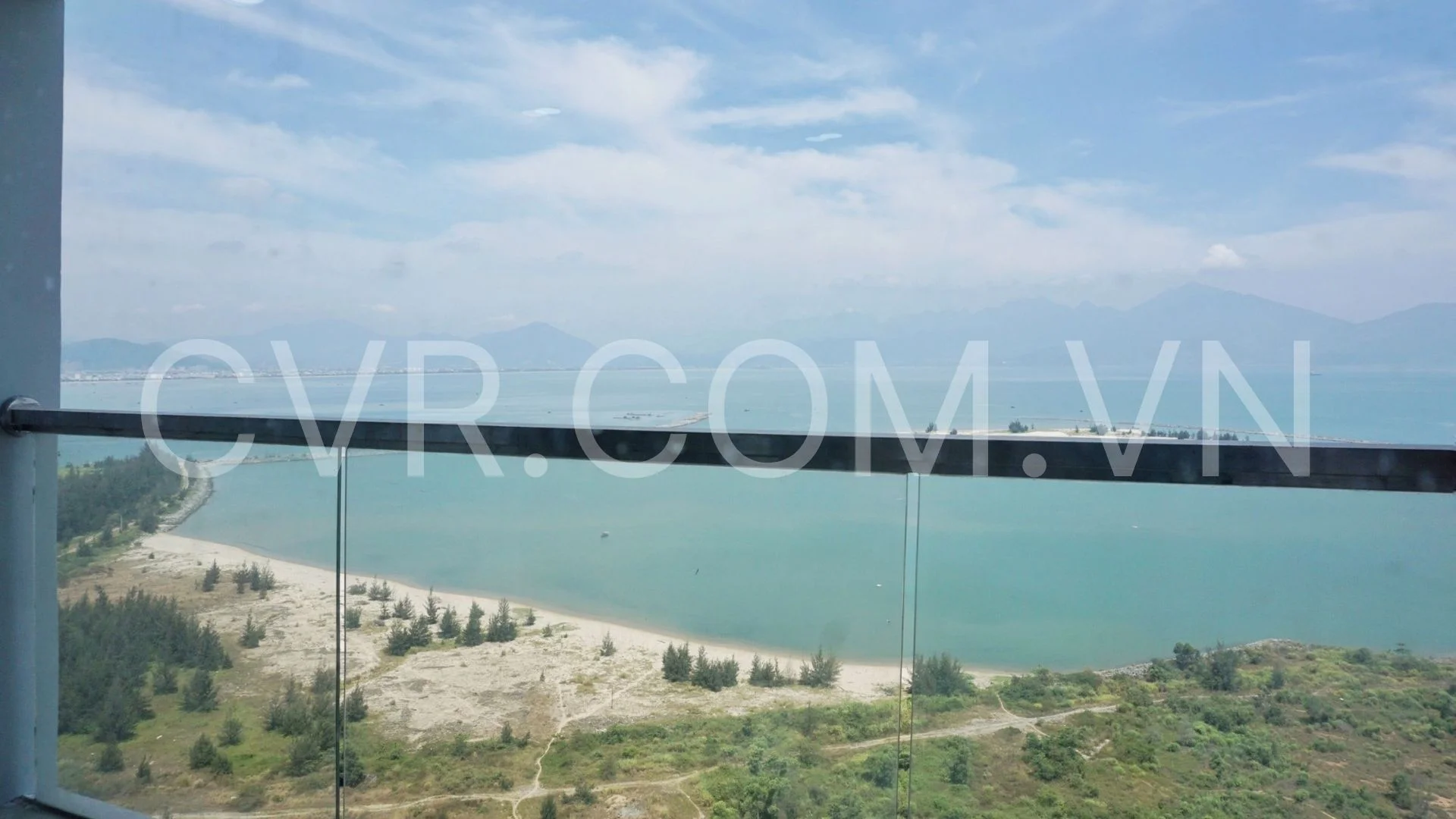 3 BEDROOM APARTMENT FOR RENT WITH OCEAN VIEWS - BLOOMING TOWER DANANG