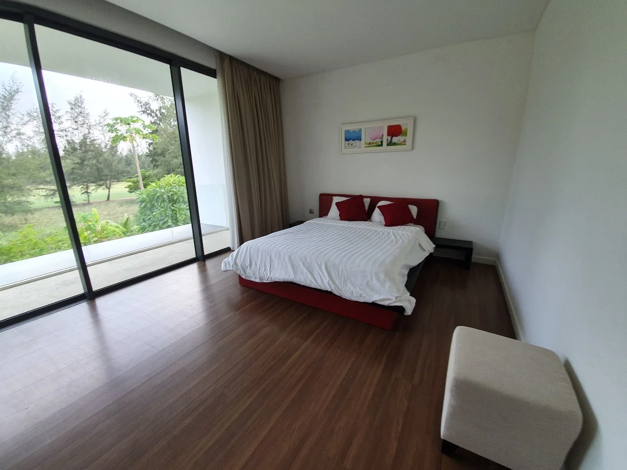 3 BEDROOM DUNE RESIDENCES DANANG GOLF COURSE VILLA FOR RENT