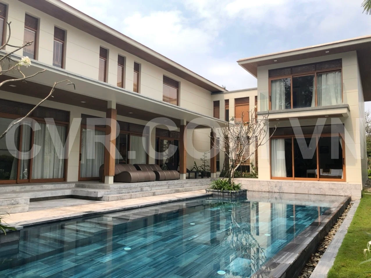 4 BDR. VILLA THE OCEAN ESTATES DA NANG FOR RENT