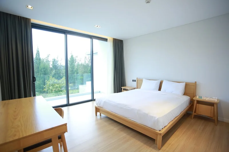 “The Point – The unique golf resort lifestyle” The Point Residences is a perfect example of Vietnam’s premier “golf villa”