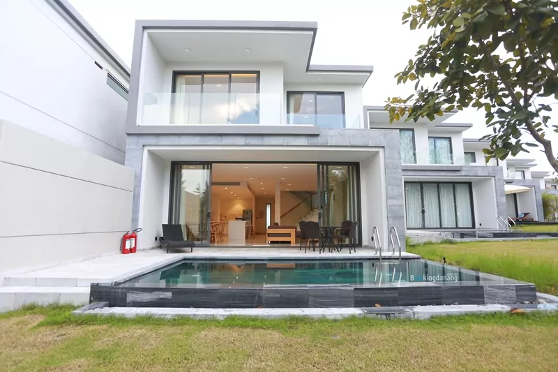 “The Point – The unique golf resort lifestyle” The Point Residences is a perfect example of Vietnam’s premier “golf villa”