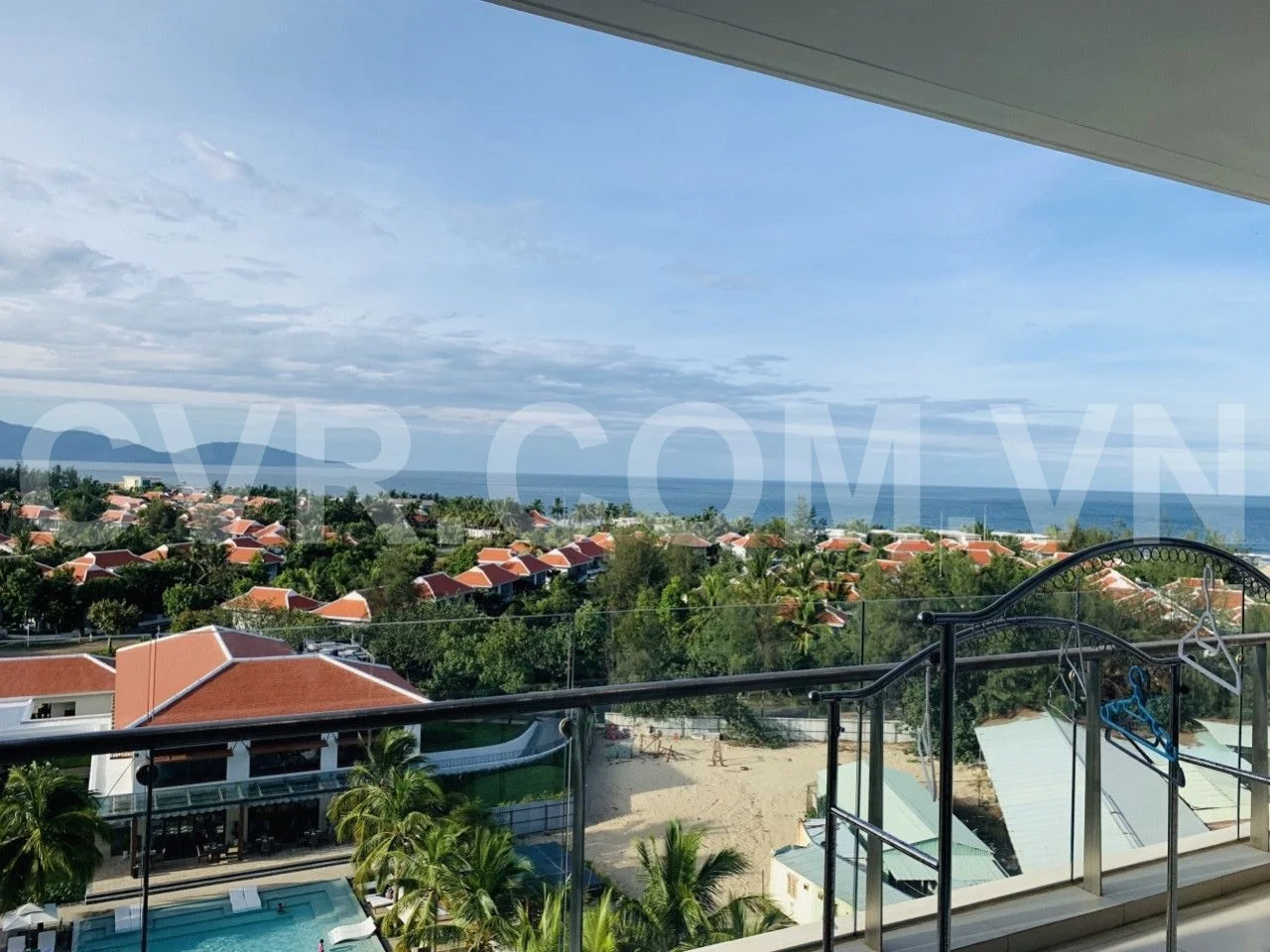 2 BEDROOM OCEAN SUITES APARTMENT FOR RENT IN THE OCEAN RESORT DA NANG