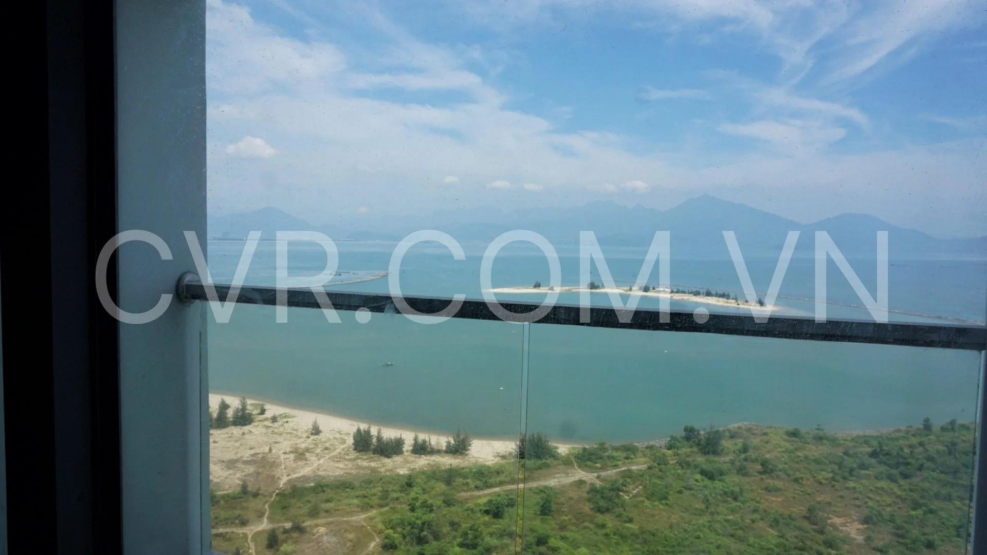 3 BEDROOM APARTMENT FOR RENT WITH OCEAN VIEWS - BLOOMING TOWER DANANG