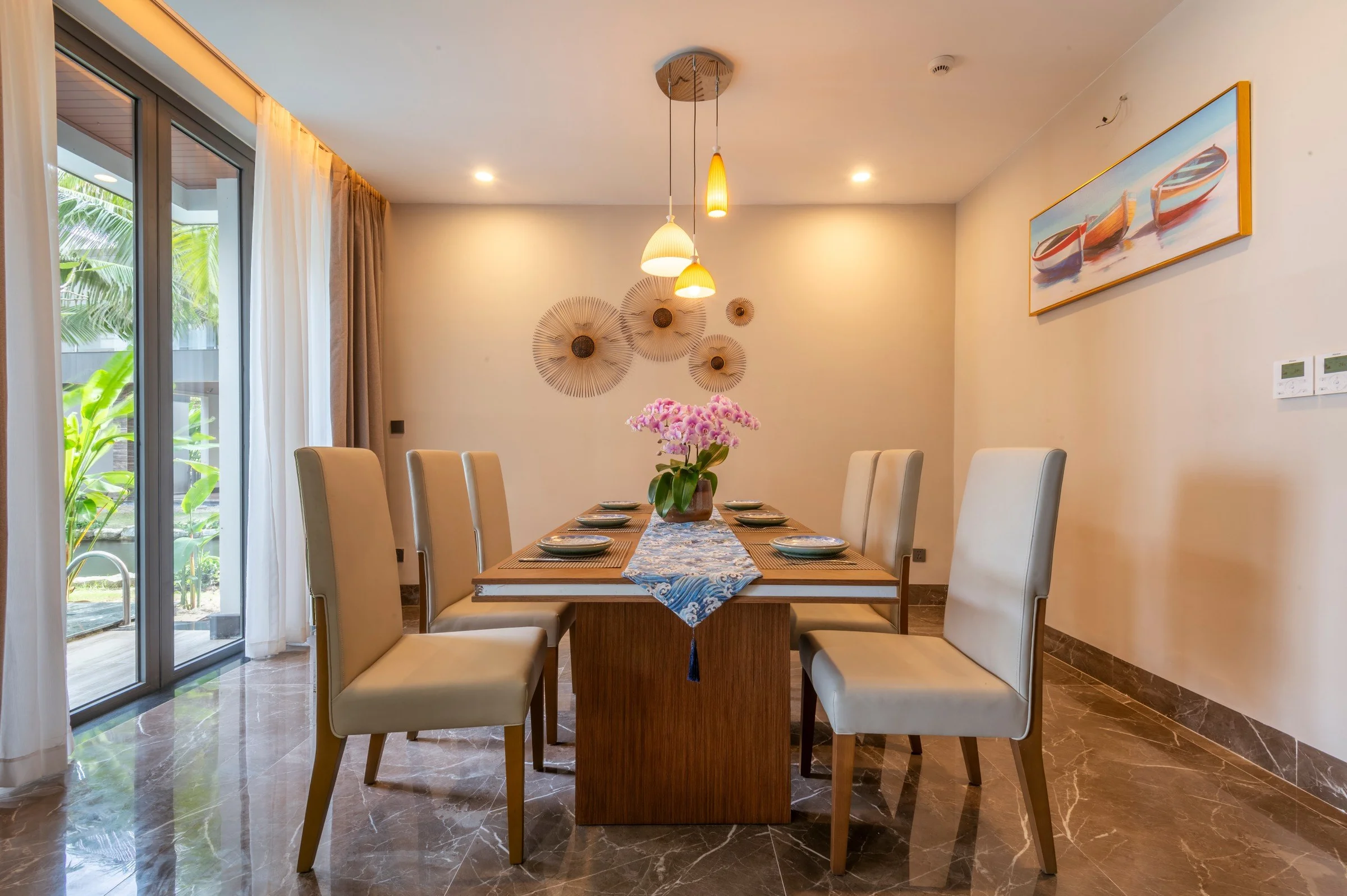 4 Bedroom Villa For Rent At KOI RESORT Description: The 4-bedroom Villa at Koi Resort is a perfect