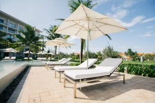 2 BEDROOM OCEAN SUITES APARTMENT FOR RENT IN THE OCEAN RESORT DA NANG