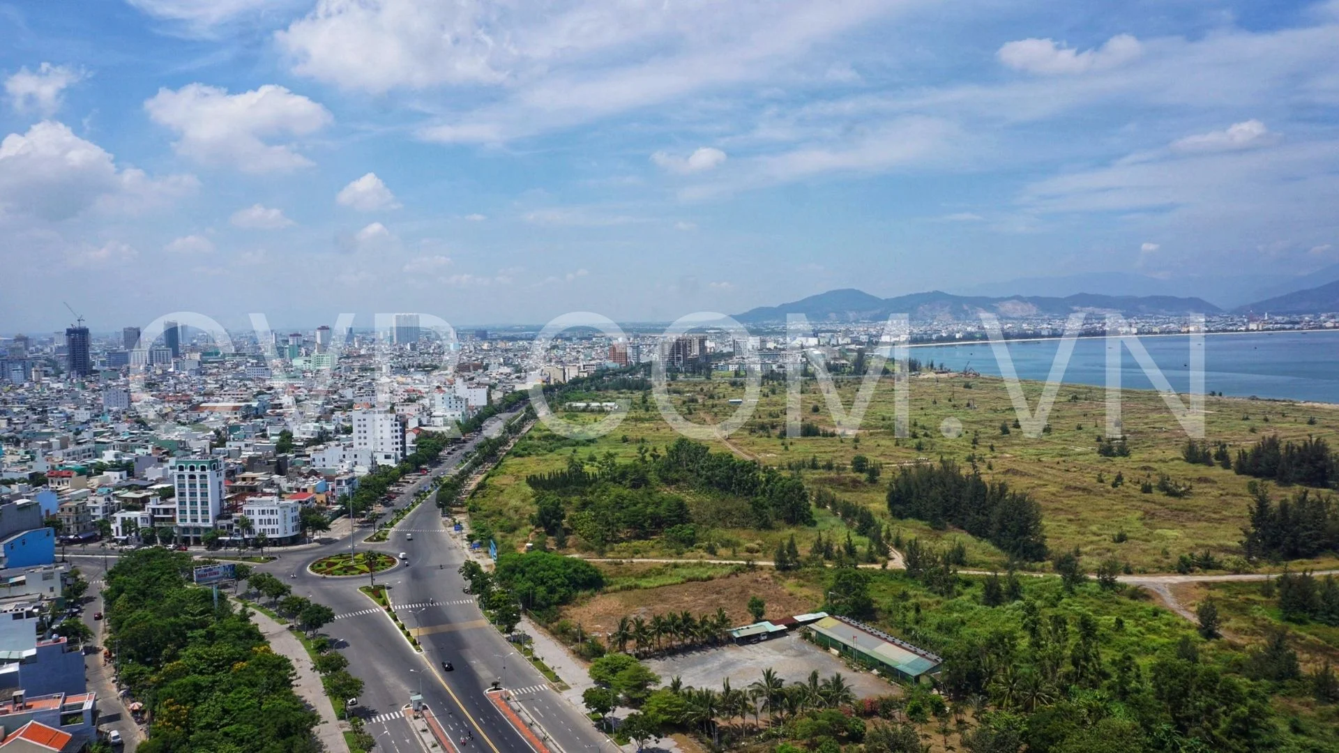 3 BEDROOM APARTMENT FOR RENT WITH OCEAN VIEWS - BLOOMING TOWER DANANG
