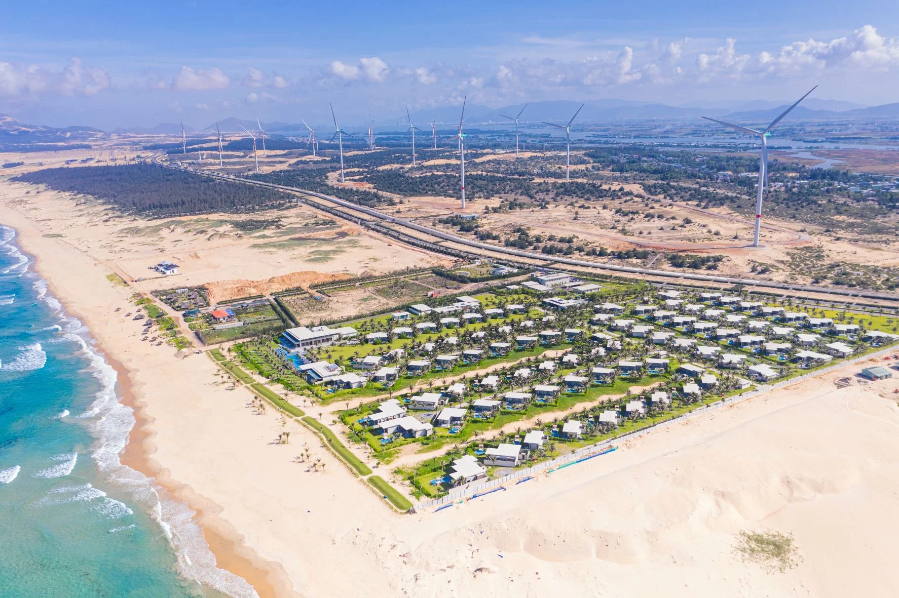 4bdr Beach Front Villa for Sale in The Ocean Villas Quy Nhon