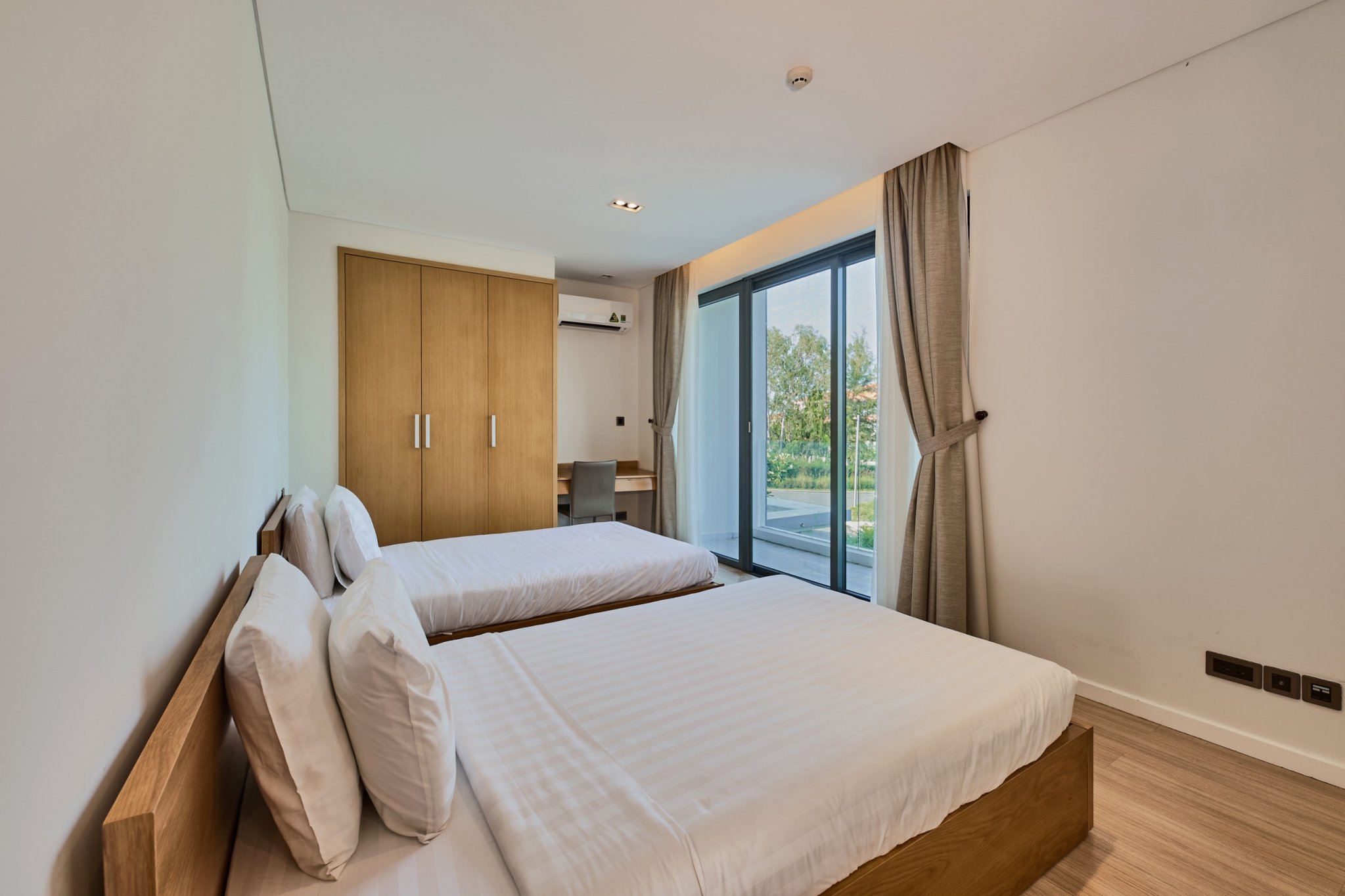 3 BEDROOM FOR RENT IN THE POINT VILLA, DA NANG