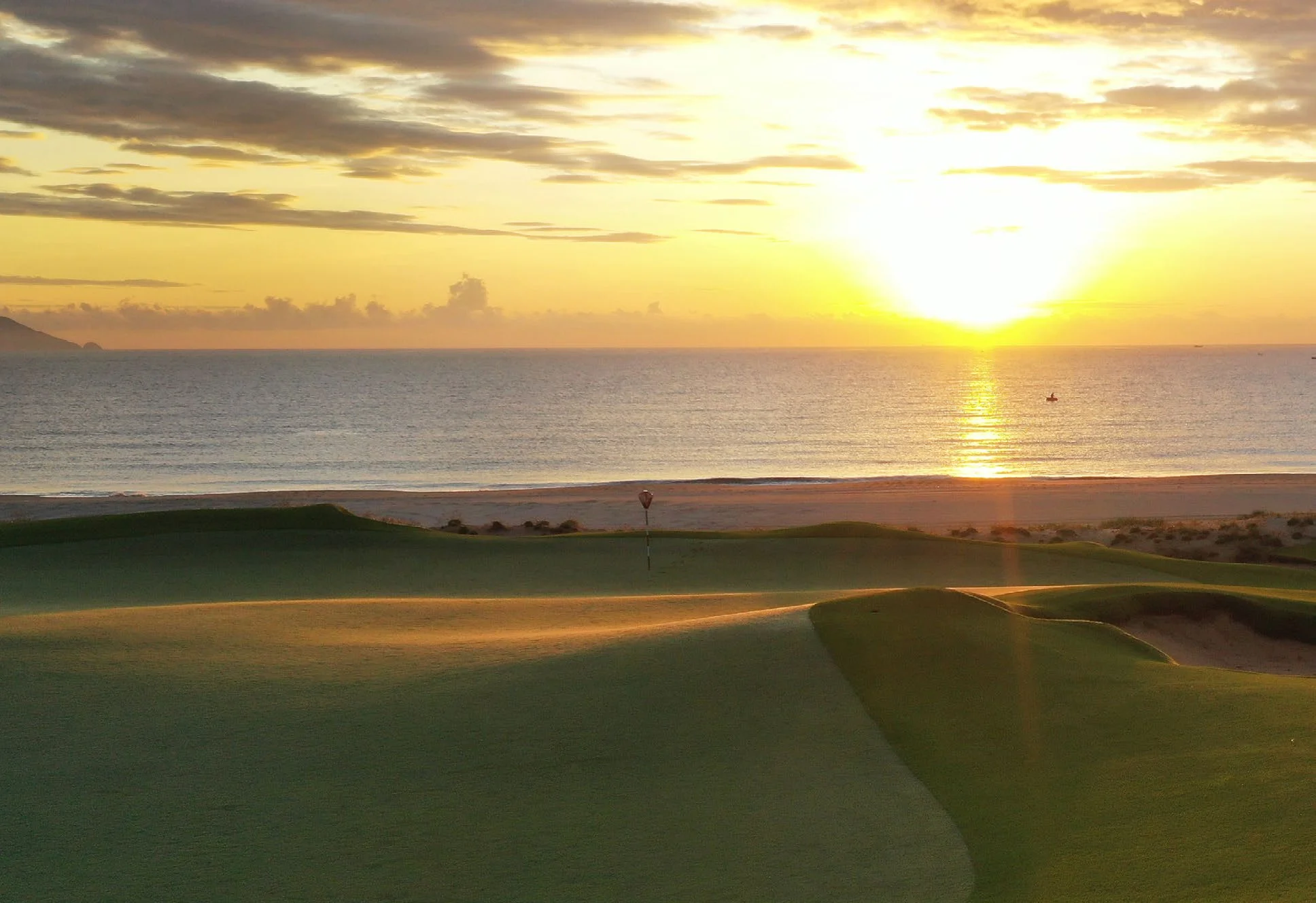 5bdr Beach Front Villa for Sale in Hoiana Shores Golf Villa Project