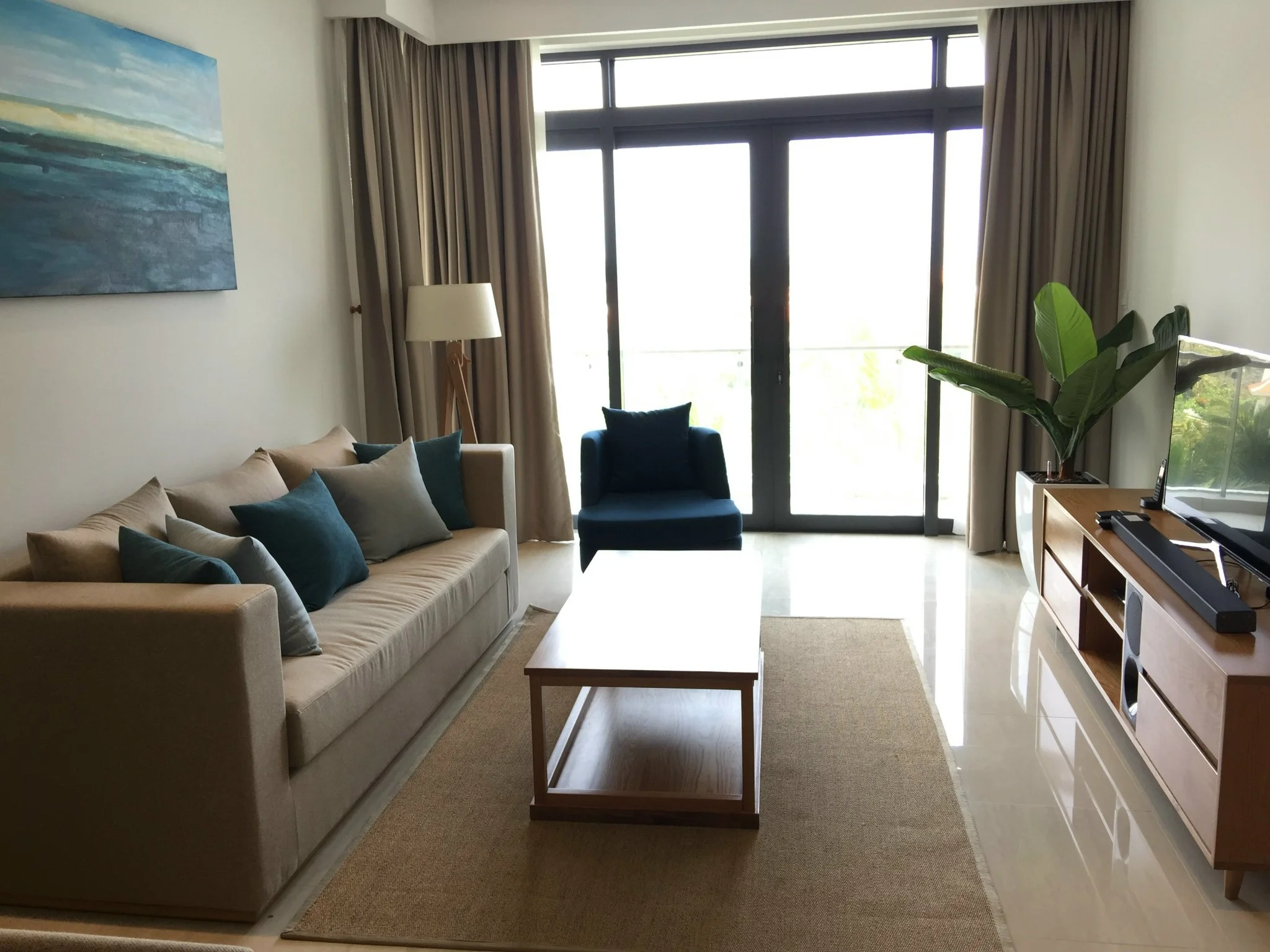 2BR Corner Ocean Suite For Rent in Da Nang