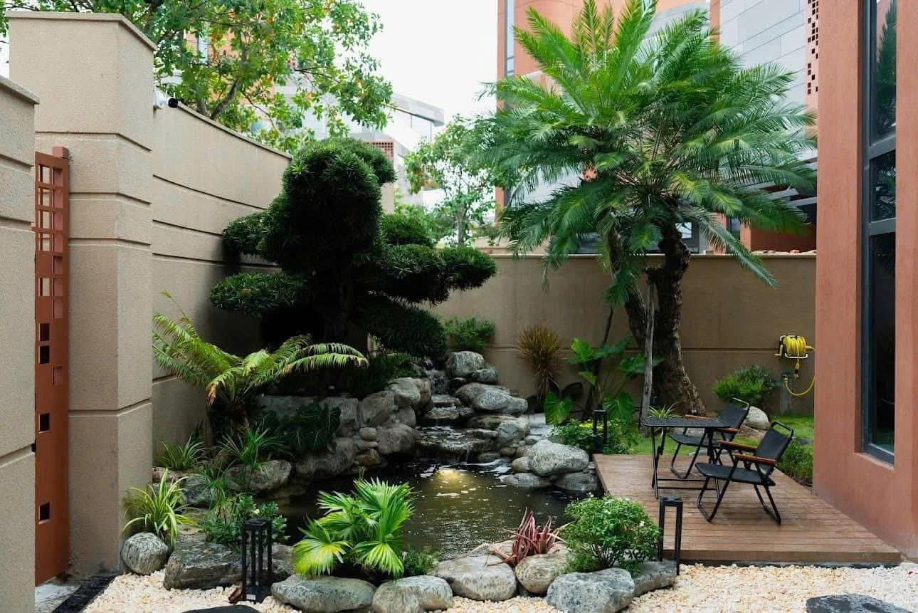 3-storey Regal Victoria Luxury Villa in Da Nang for rent