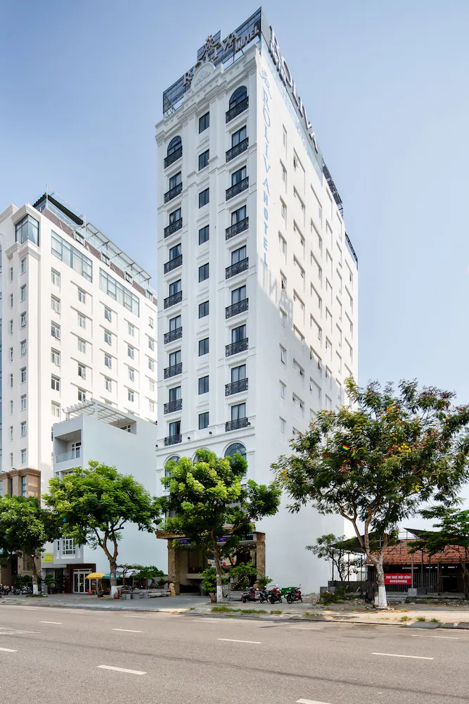 Da Nang Hotel for Lease | Roliva, Pham Van Dong | 57 Rooms, Pool, Restaurant