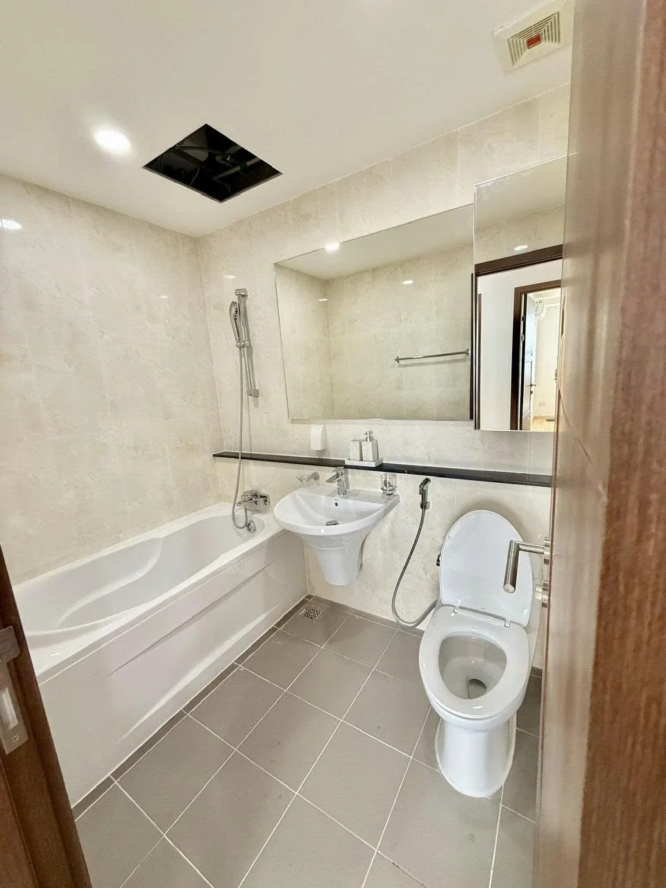 3 bedroom apartment for sale at Bloooming Tower Da Nang