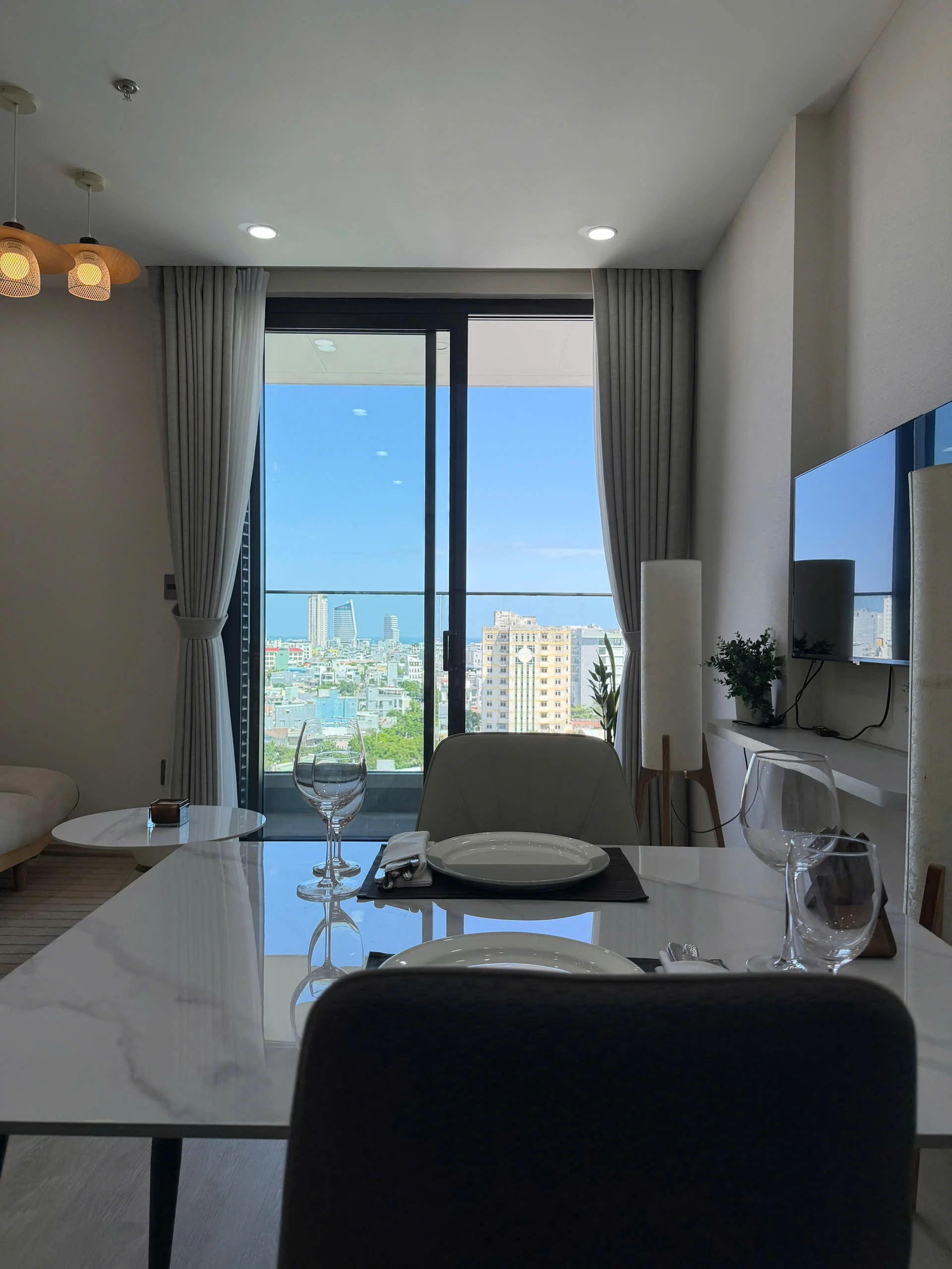Cho thuê căn hộ 1PN+ view biển Sun Ponte 2 Sơn Trà Đà Nẵng