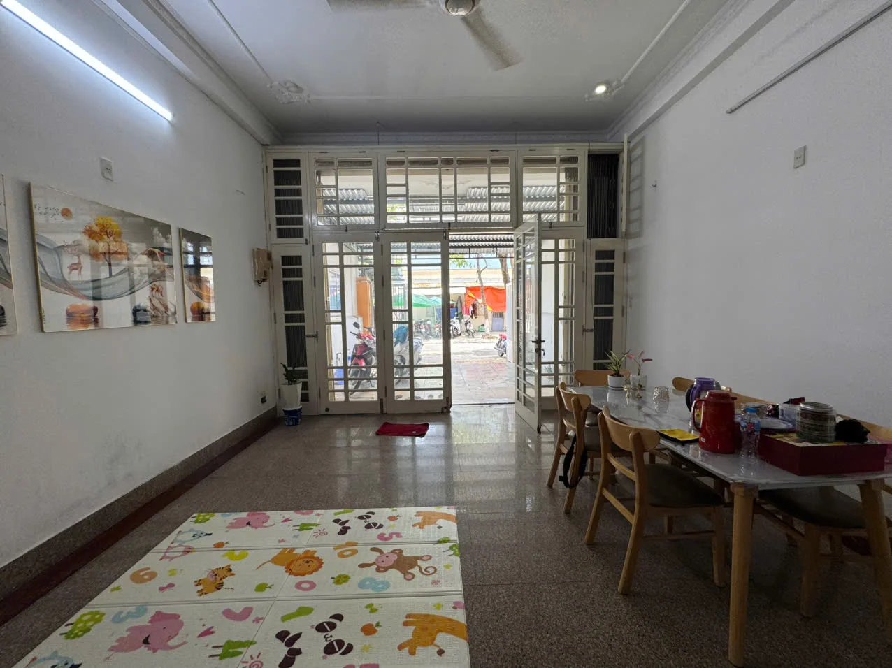 House at The Lu Street for sale: 114m2 - 3 floors, 4 bedrooms, indoor car parking, 5 minutes from man thai beach, in safe residence areas - 11.9 billion vnd negotiable
