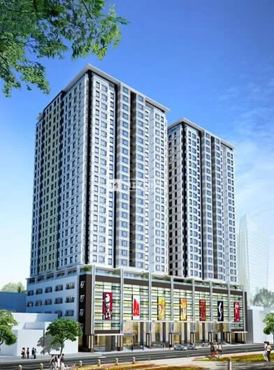 Thoughtfully renovated 2-bedroom apartment at FHome Danang featuring full furnishings, optimized storage, and stable rental income. Convenient central location just minutes from the airport, beach, schools, supermarkets, and hospitals. Ideal for long-term living or investment.