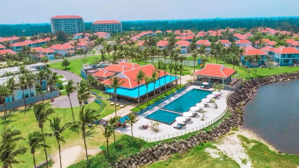 Corner 2 Bedroom Apartment for Sale at Ocean Suites Da Nang