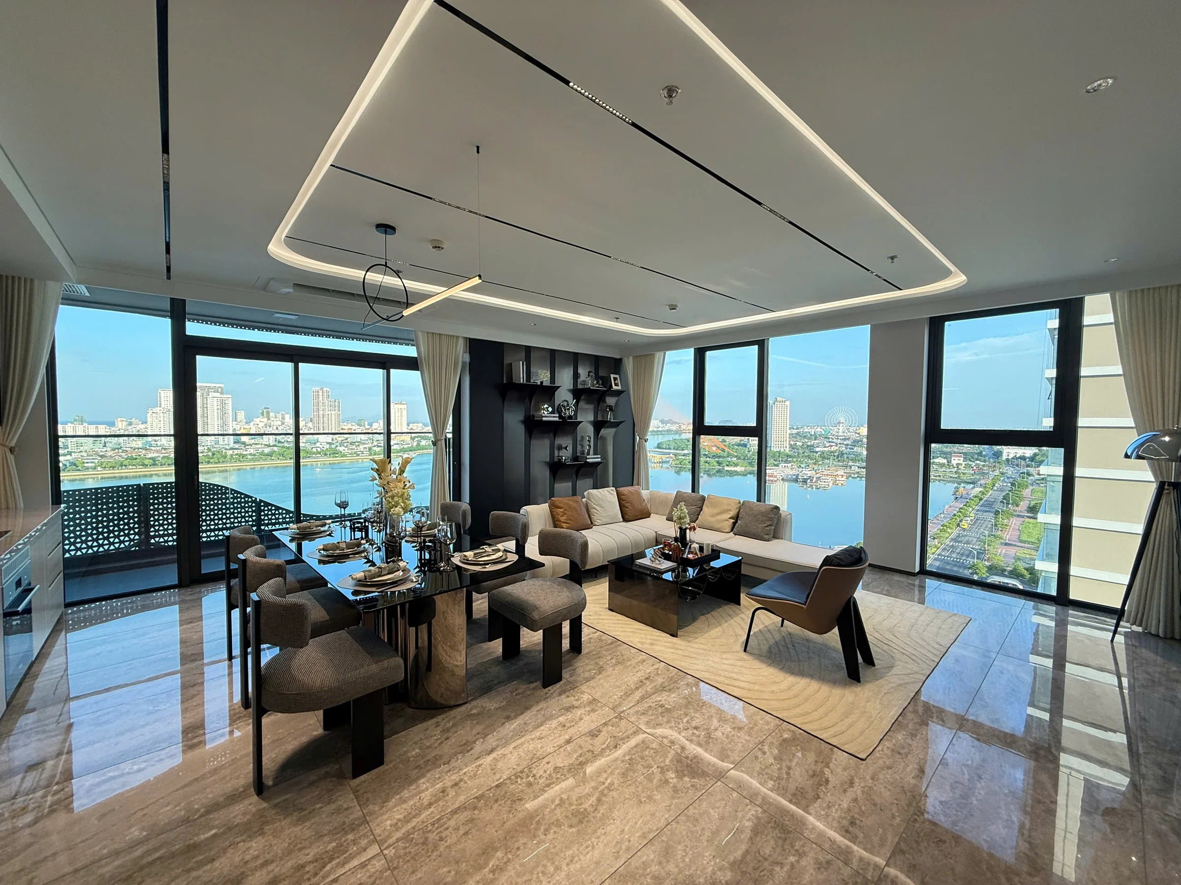 Corner 3BR apartment at The Filmore Da Nang with direct Han River views. Spacious 144.8 m² layout featuring 3 bedrooms, 3 bathrooms, premium furnishings, and a private balcony. Residents enjoy a rooftop infinity pool, gym, sauna, concierge services, and professional management in an exclusive building of only 206 residences.